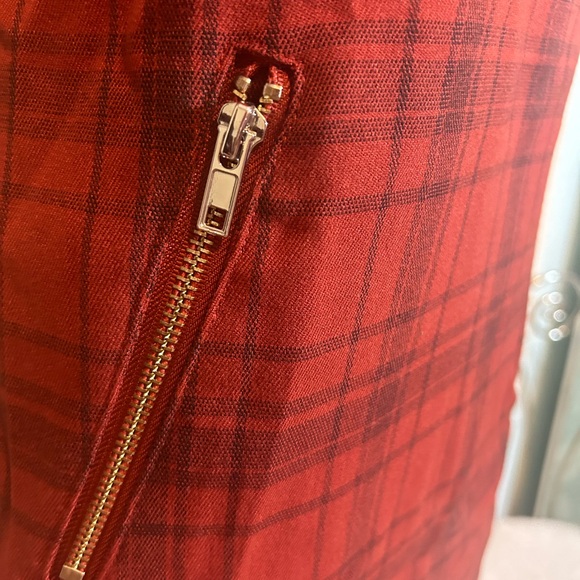 Plaid Collared Dress - Picture 6 of 8